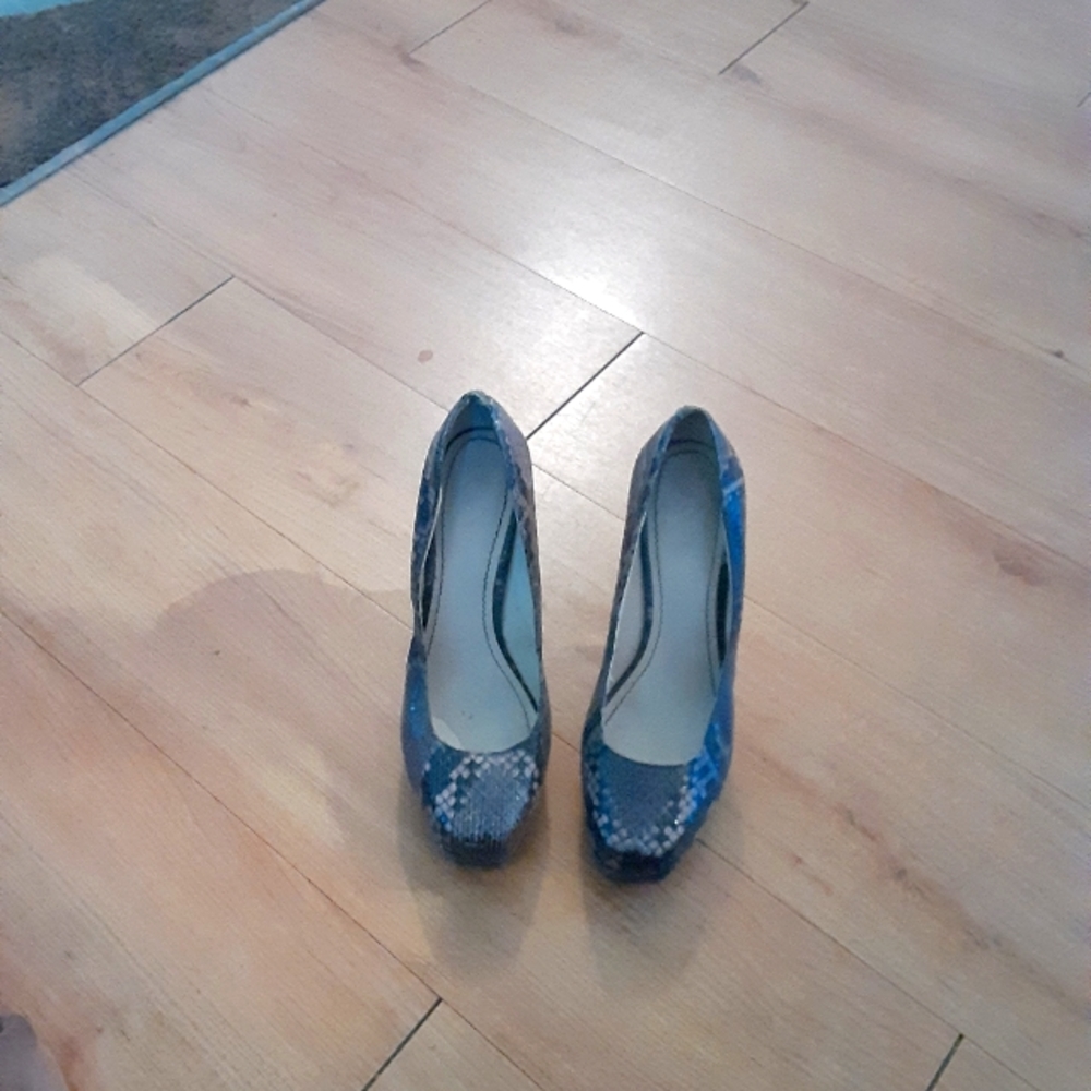 Nine West shoe, 7, black and tan